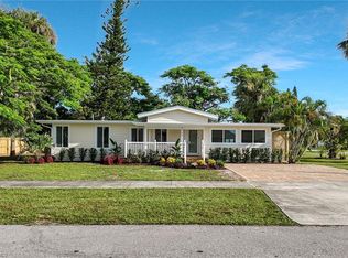1755 Oakley Ave, Fort Myers, FL 33901