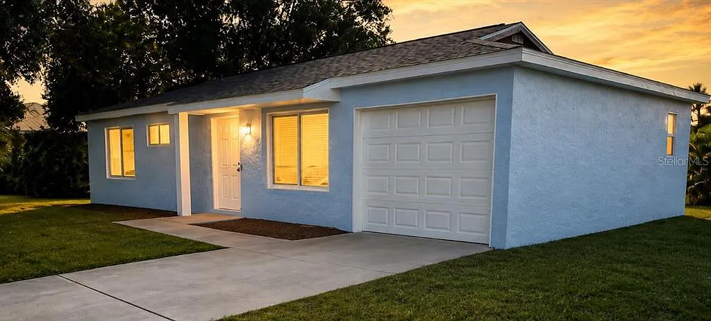 3 bed, 1.5 bath, 912 sqft, $1,325 — Photo 1