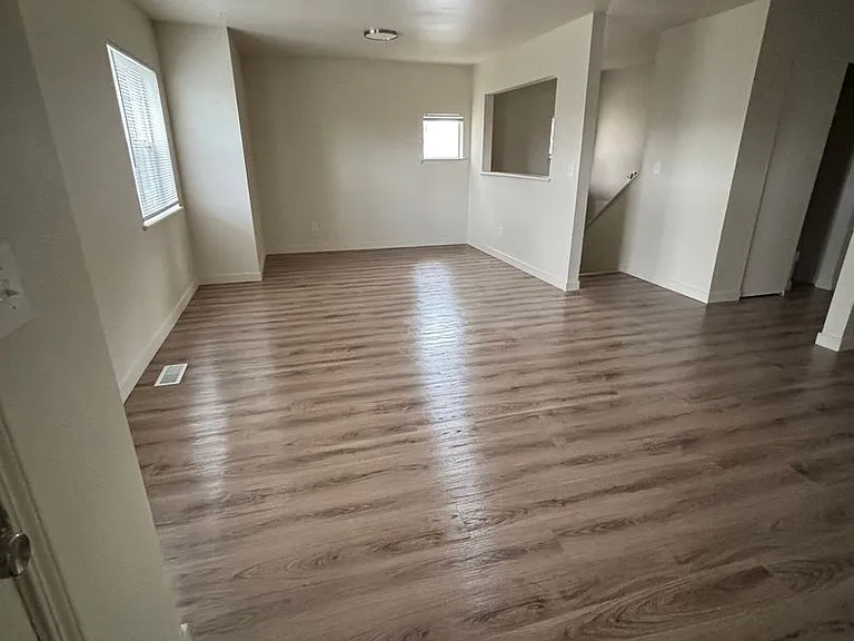 Davis Park Apartments — Photo 26