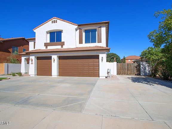 3rd image of 2318 W ANGEL Way