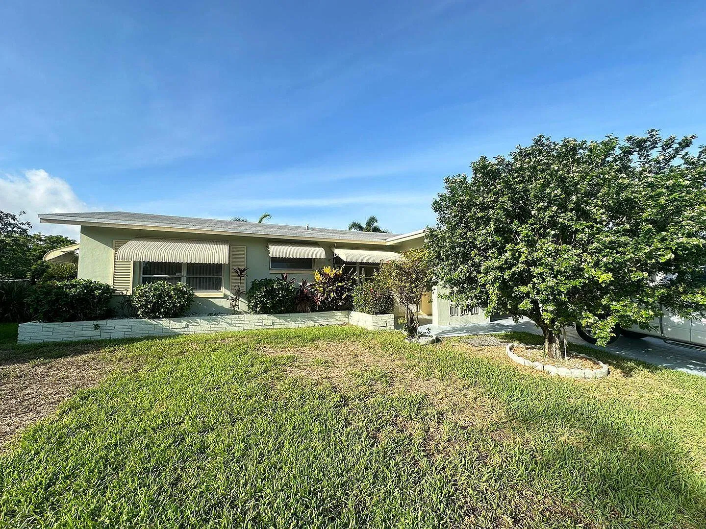 2 bed, 2.0 bath, 1182 sqft, $2,500 — Photo 3