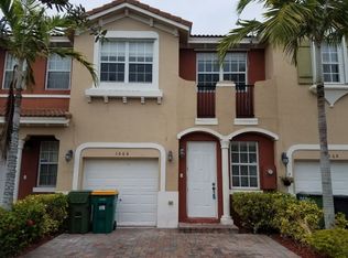 1066 NE 30th Ave, Homestead, FL 33033
