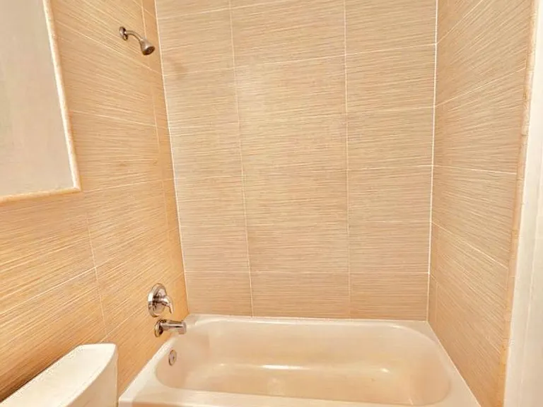 8465 Summer Breeze Ln — Photo 13