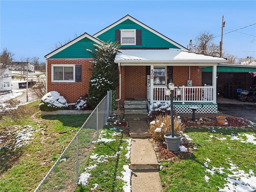 500 Van Buren Ave photo 1