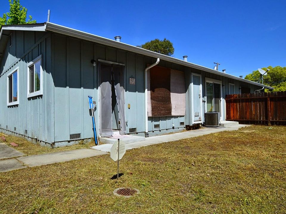 2nd image of 1905 Clayton Way