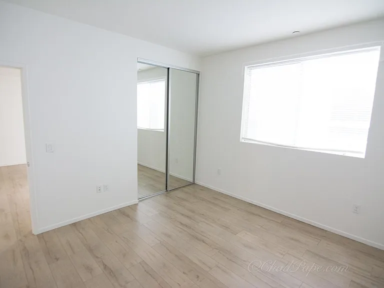 1183 Crenshaw Blvd #202A — Photo 15