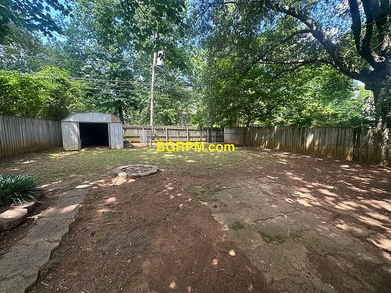 1004 Ferrell Dr — Photo 12