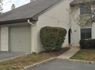 125 Tennyson Dr, Plainsboro, NJ