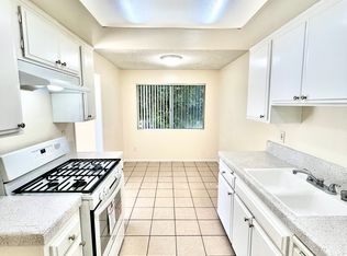 590 W 24th St APT 3, San Pedro, CA 90731