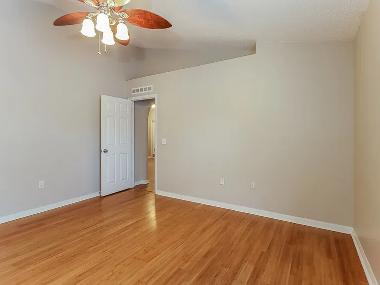 13517 Padron Ct — Photo 10