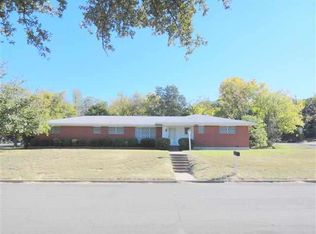 1900 Casa Linda Dr, Waco, TX 76708