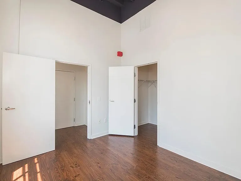 1510 Chestnut St #803 — Photo 21