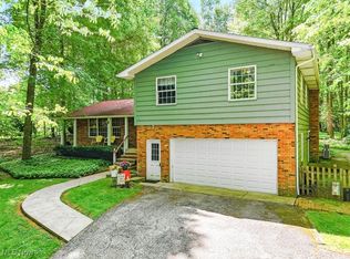 14620 Russell Ln, Novelty, OH 44072