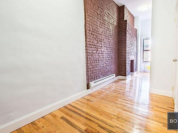5th image of 13 Saint Marks Pl APT 3F