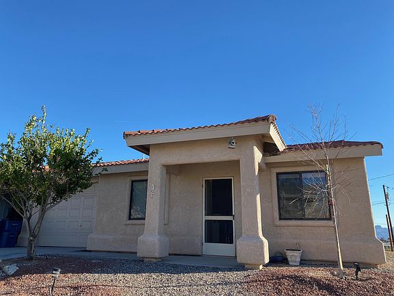 2nd image of 271 Driftwood Dr #102