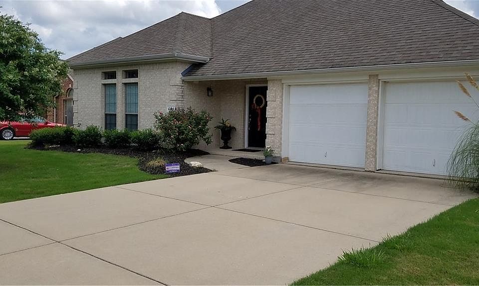 1st image of 1306 Edinburgh Cir