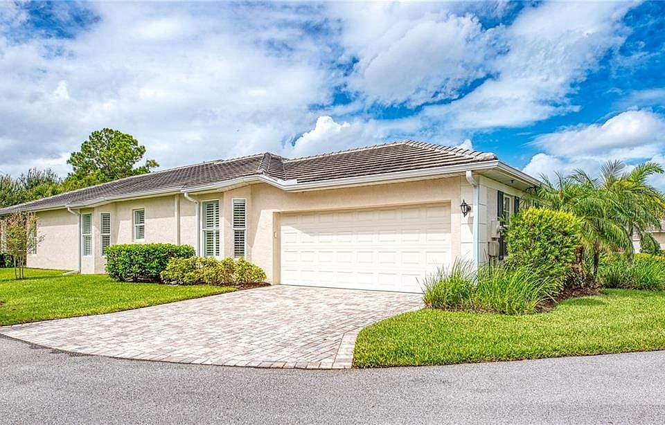1st image of 11085 Barnsley Dr