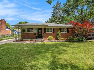 11690 Spicer Dr, Plymouth, MI 48170