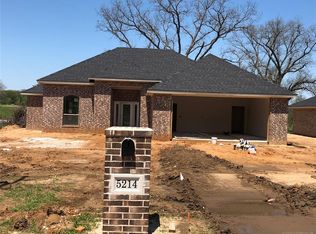 5214 Roadrunner Dr, Durant, OK 74701