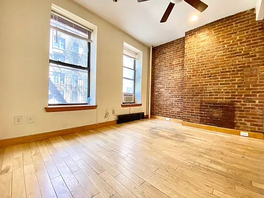 Rented by Highline Residential | media 22