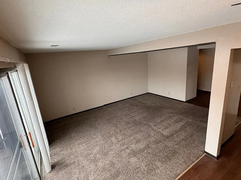 2111 Kasold Dr — Photo 49