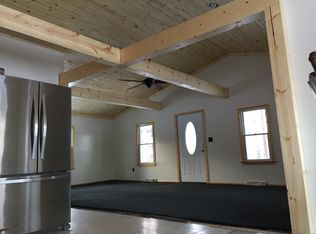 94 Riggs Rd, West Middlesex, PA 16159