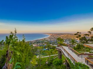 7400 Hillside Dr, La Jolla, CA 92037