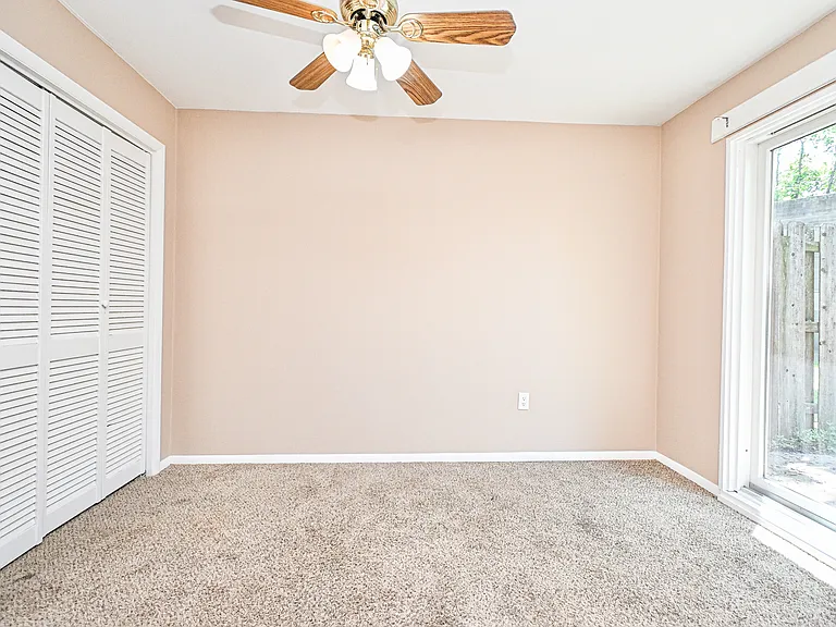 7752 Montgomery Rd #84 — Photo 16