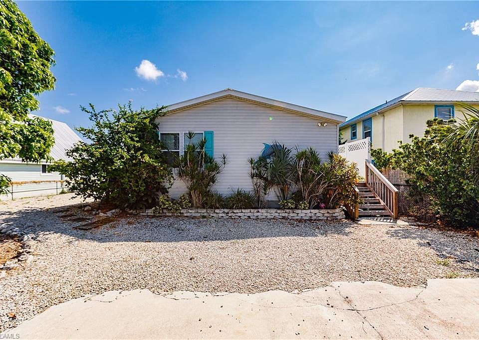 1st image of 2716 N Ibis Ct