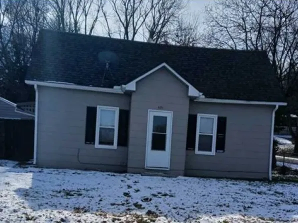 421 W Lexington St, Richmond, MO 64085