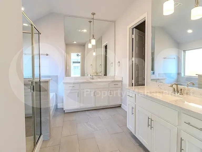 3215 Mattie Grey Ln — Photo 25