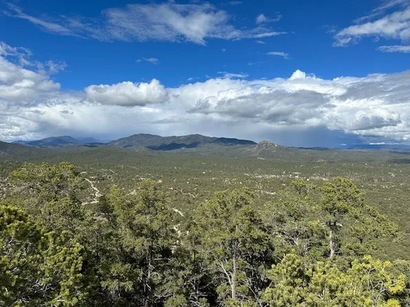36 Stacy Rd, Santa Fe, NM 87505