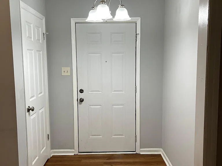 1502 Whitfield Park Cir — Photo 13