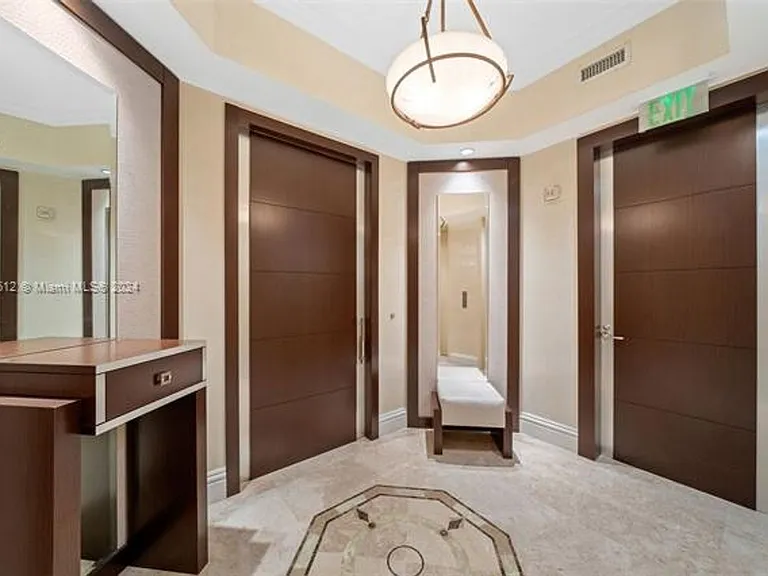 10295 Collins Ave #1605 — Photo 41