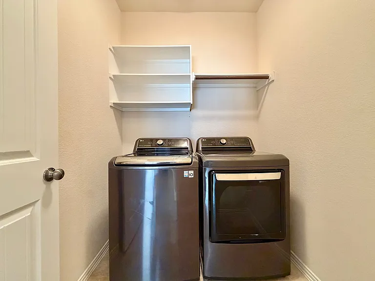 908 Arvada Dr — Photo 24