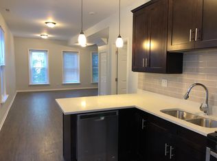 1736 W Melrose St #3, Chicago, IL 60657