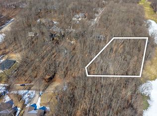 11260 Apache Wells Ct, Stanwood, MI
