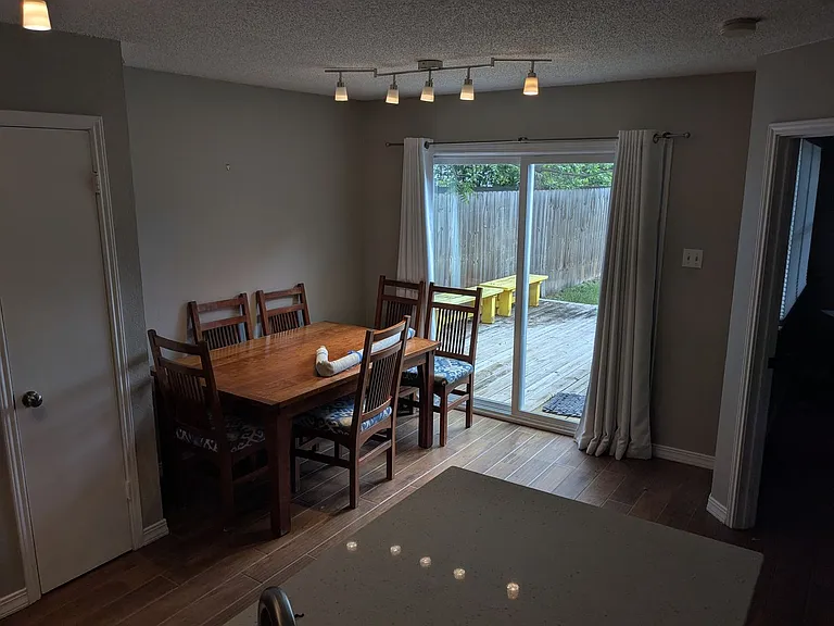 2502 Charla Cir — Photo 6