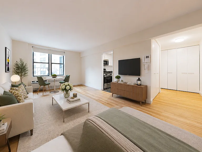 305 W 13th St #6-G — Photo 1