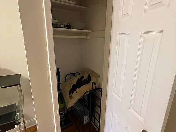 4th image of 11860 Metropolitan Ave APT 2B