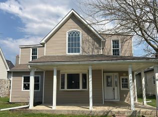 304 N 7th St, Summitville, IN 46070