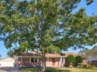 638 N Flamingo Dr, Seabrook, TX 77586