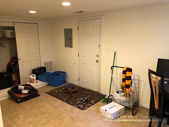 3rd image of 1254 N Greenview Ave #Coach