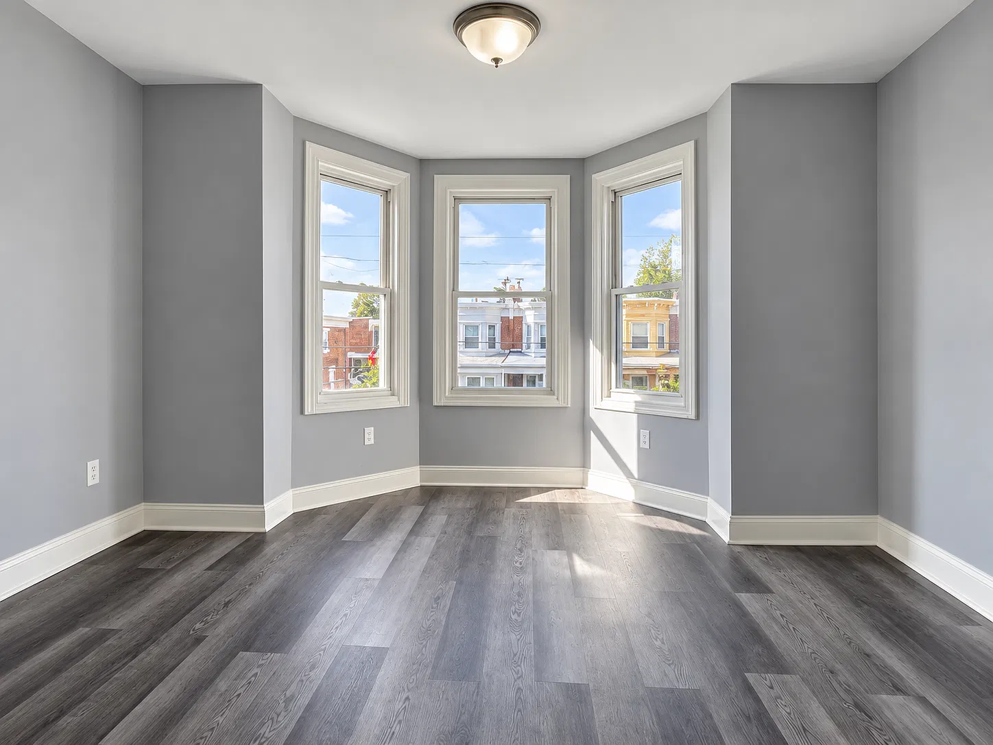 Renovated 3-Bedroom Cobbs Creek Home with Modern Kitchen & Private Backyard — Photo 4