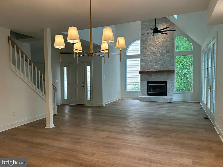 221 Spring Race Ct — Photo 7