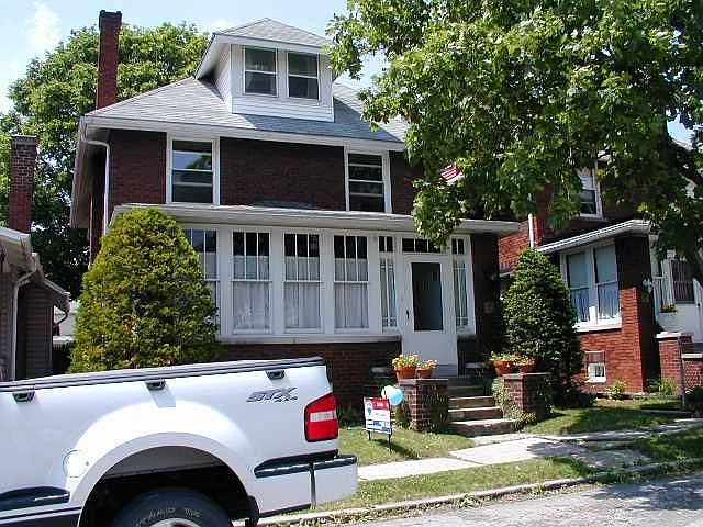 2nd image of 329 N 8th Ave
