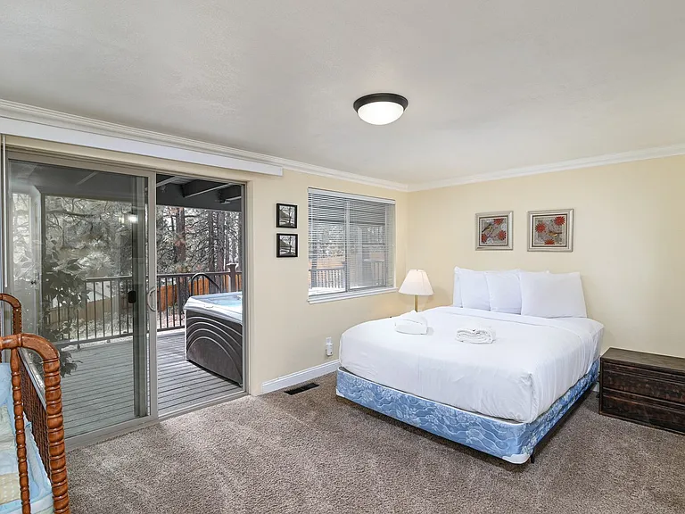 465 Kent Way — Photo 12