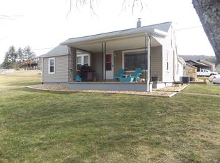323 Trapper Dr, Woodlawn, VA 24381