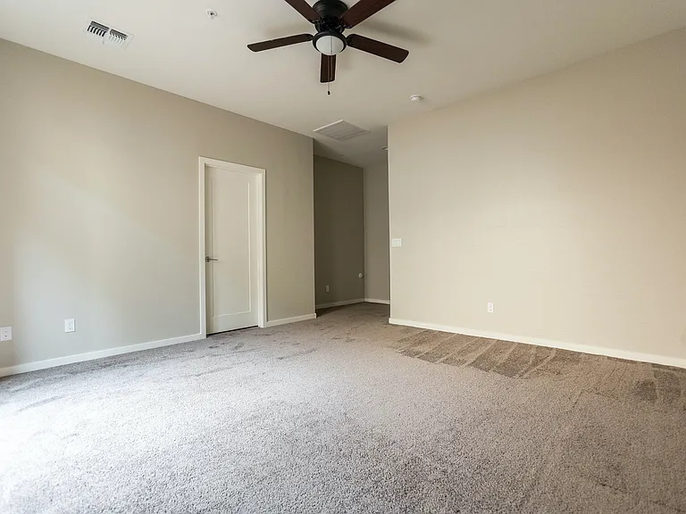 2335 E Utopia Rd #16 — Photo 12