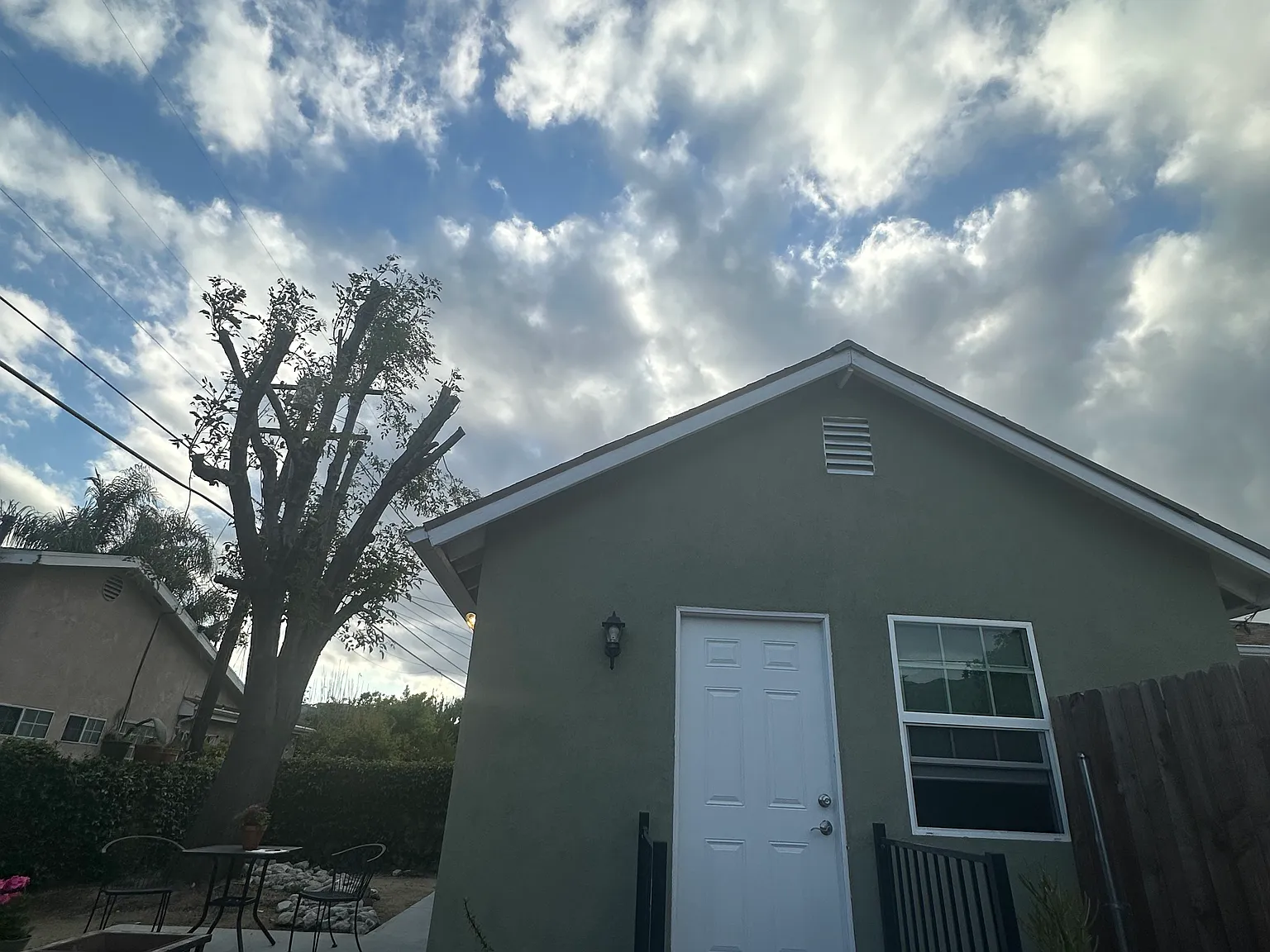 7653 N Claybeck Ave — Photo 2
